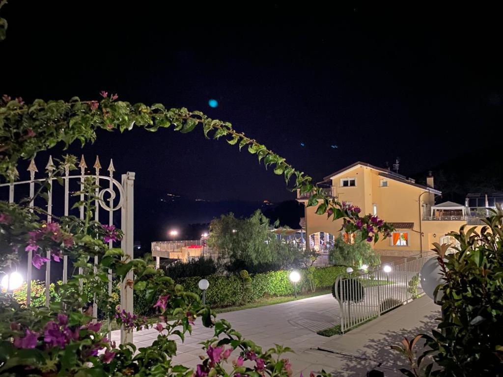 Villa Marchesa Castelnuovo Cilento Bagian luar foto